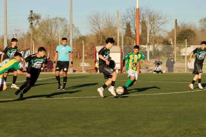La primera final de la Liga de Lobos de Sub-19 terminó empatada